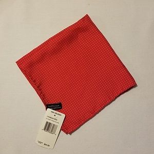 NWT 100% Silk Van Heusen Red Pindot Pocketsquare